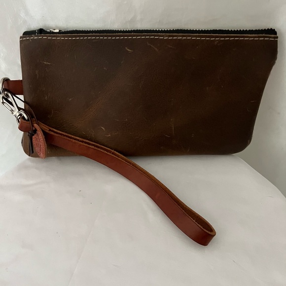 Amellia’s Handcrafts Wristlet - Picture 2 of 6